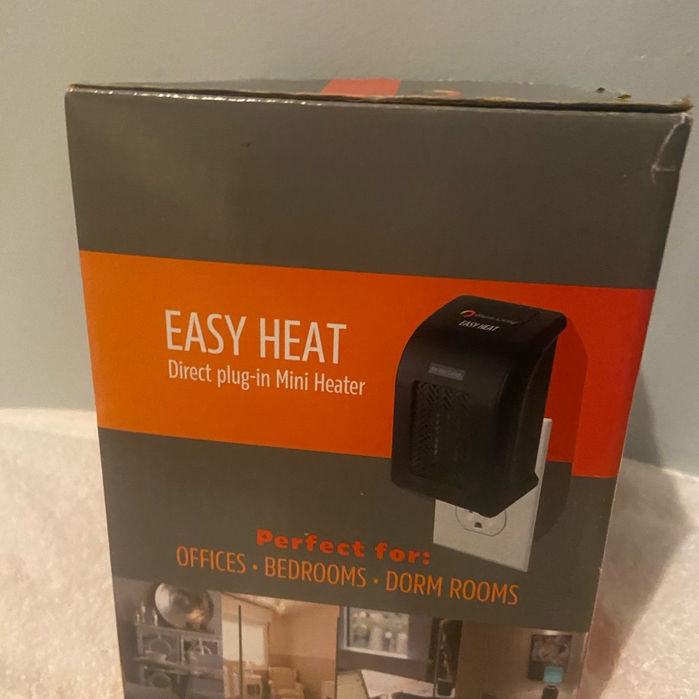 Easy Heat Mini Plug-In Heater - Picture 2 of 5